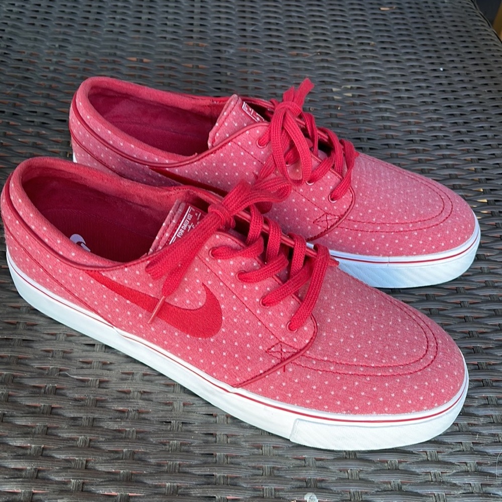 NIKE SB Red Polka Dot Stefan Janoski 11 mens 45 EUR Skateboarding Shoe - Picture 14 of 14